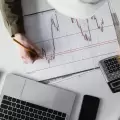 ¿Cómo tributa la venta de acciones en España? Todo lo que necesitas saber