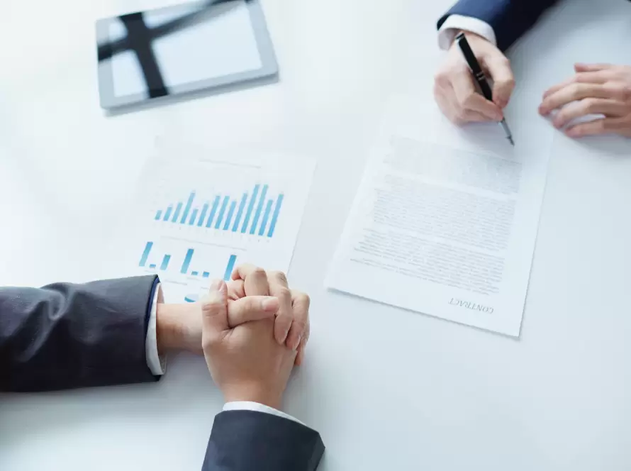 contratar asesor financiero benavides asociados espana 2